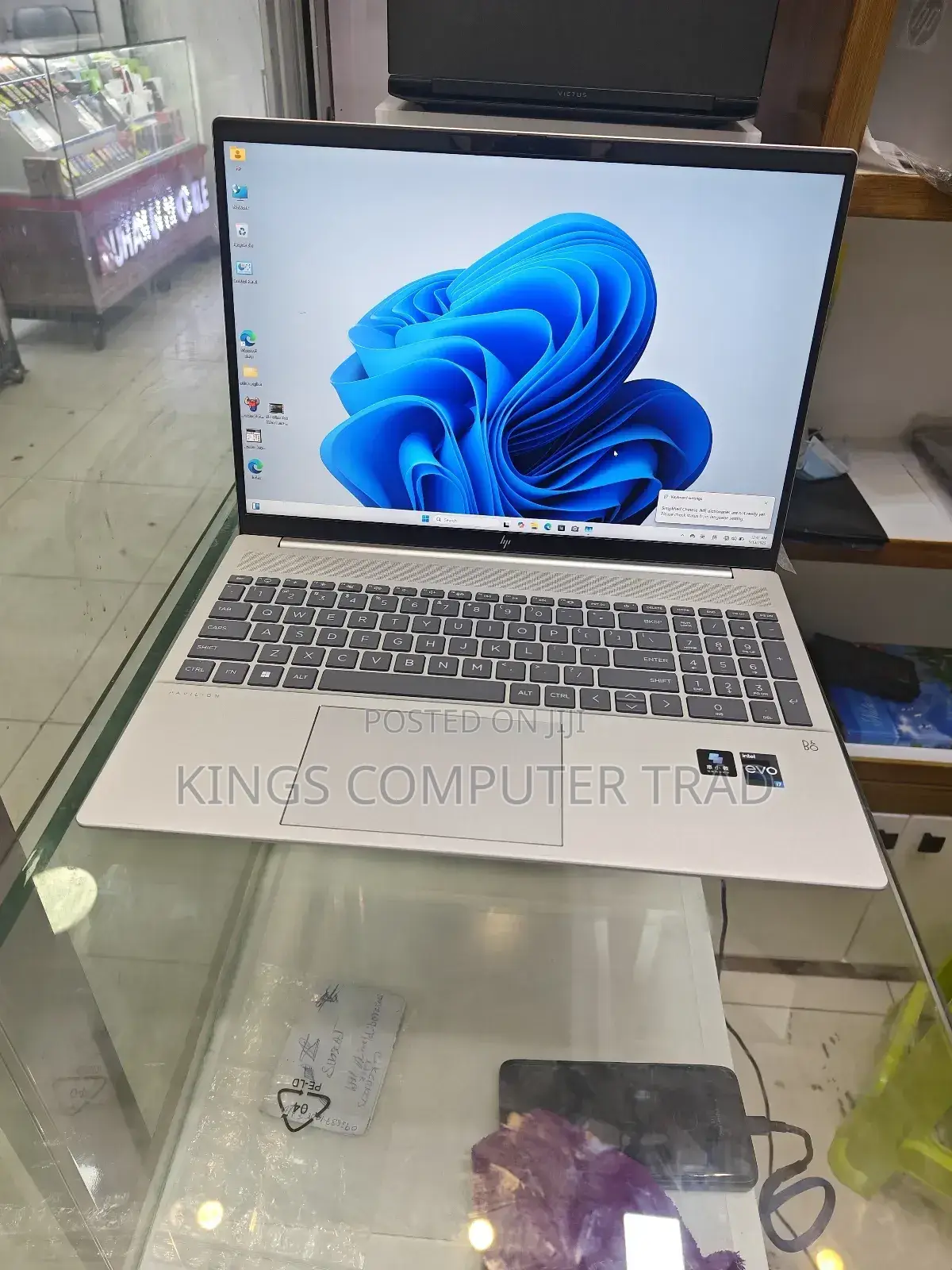 New Laptop HP Pavilion 17 16GB Intel Core I7 SSD 1T