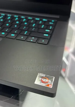 New Laptop Razer Blade 16GB AMD Ryzen 9 SSD 1T