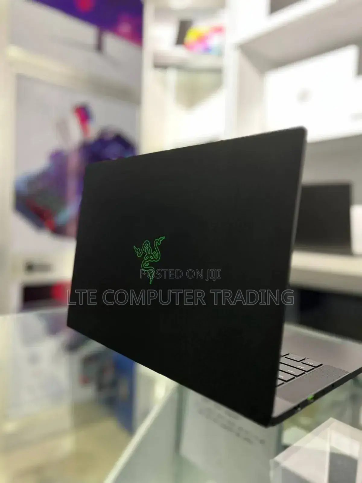 New Laptop Razer Blade Advanced 16GB AMD Ryzen 9 SSD 1T