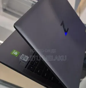 Photo - New Laptop HP Zbook Studio G7 32GB Intel Core I7 SSD 1T