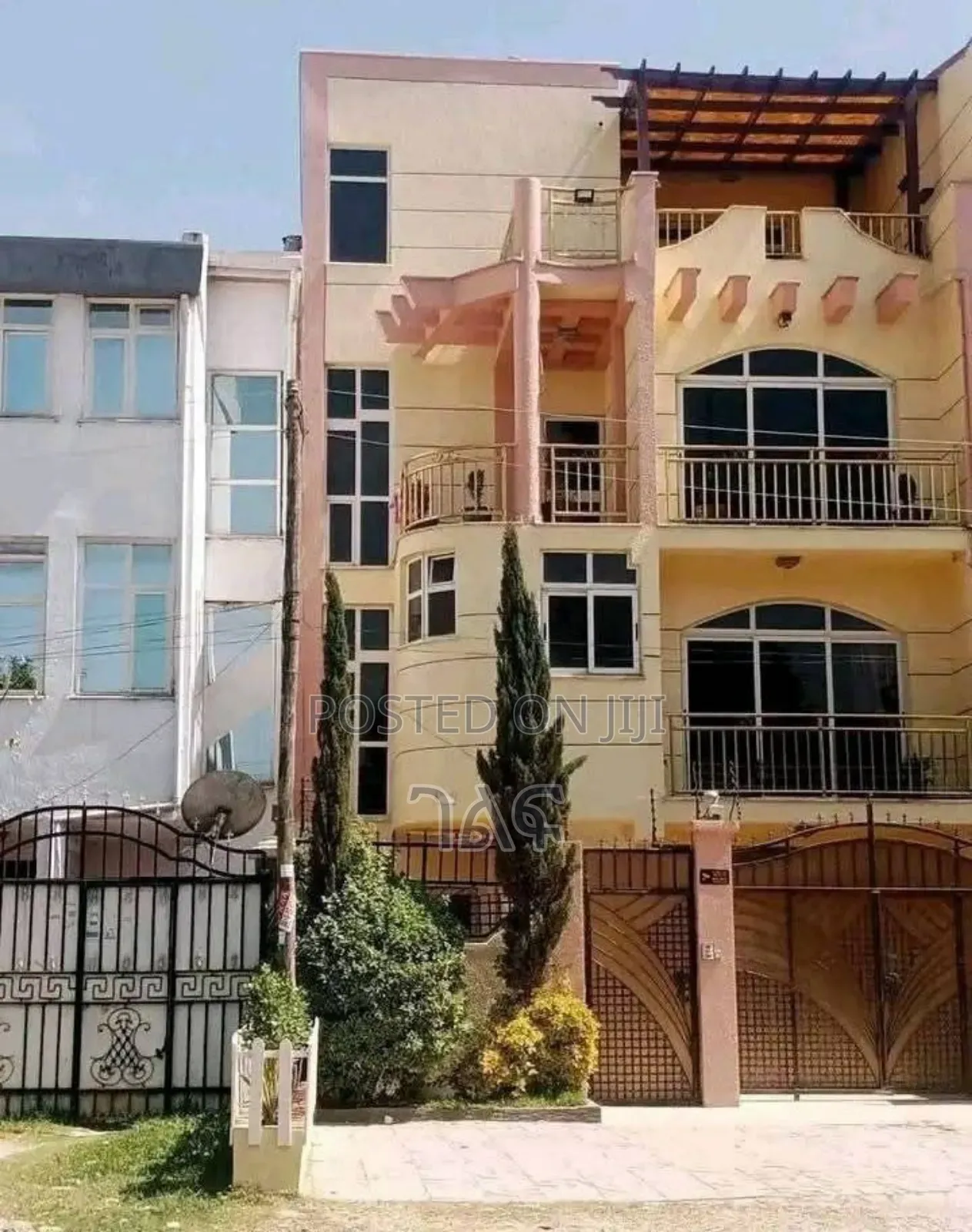 5bdrm House in ፍየል ቤት 94 ካሬ ማህበር, Bole for sale