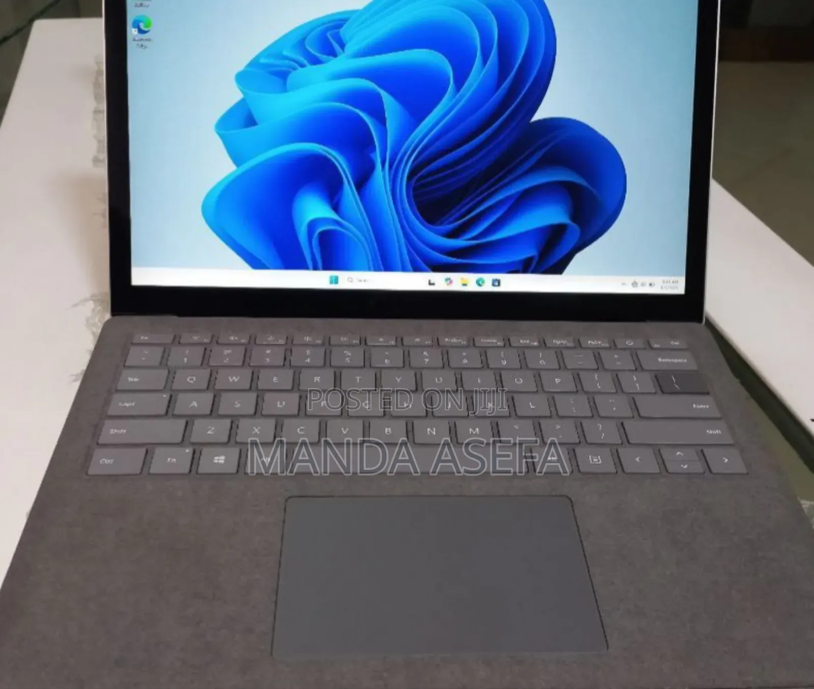 New Laptop Microsoft Surface Laptop 4 16GB Intel Core I7 SSD 512GB