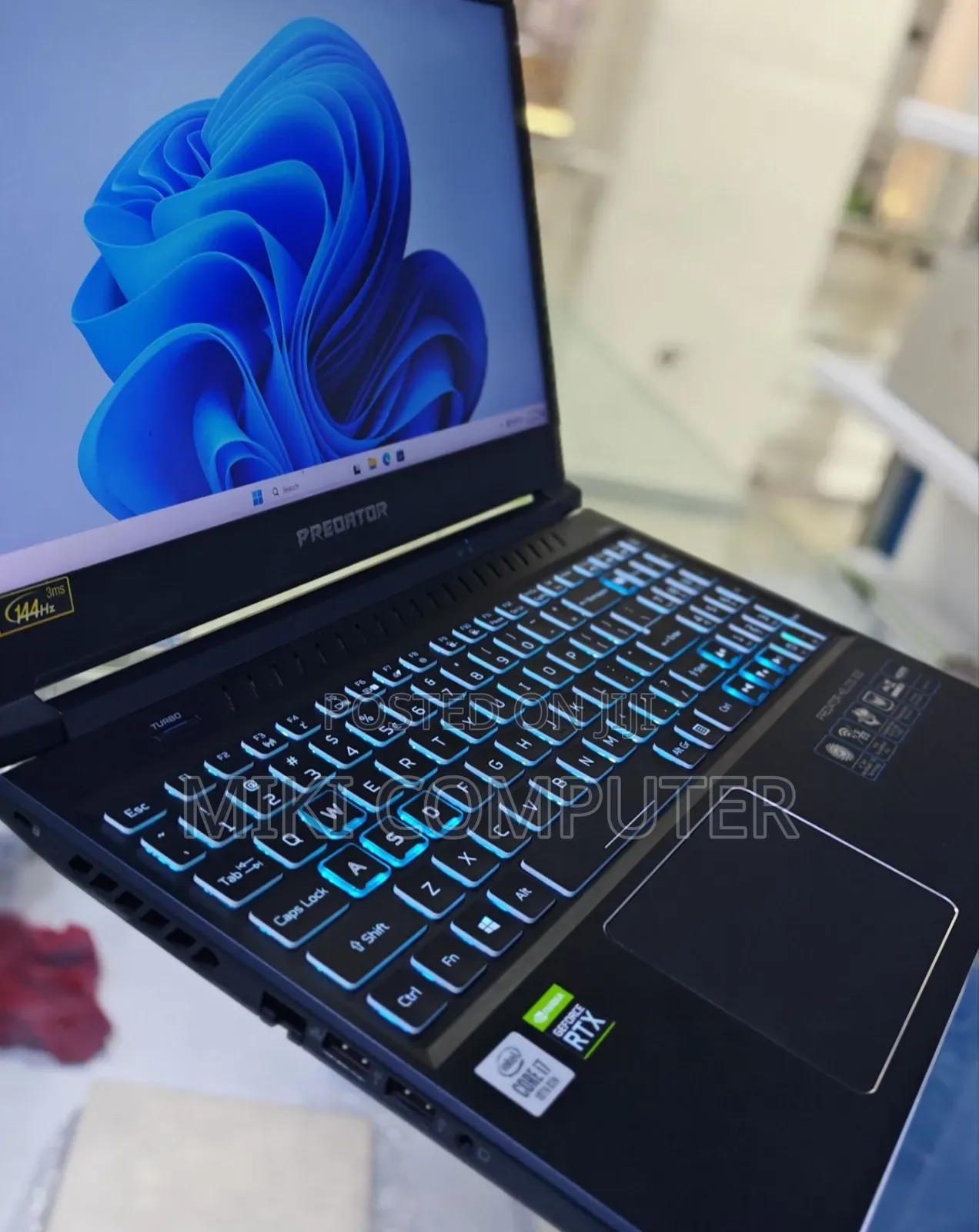 New Laptop Acer Predator Helios 300 16GB Intel Core I7 SSD 1T