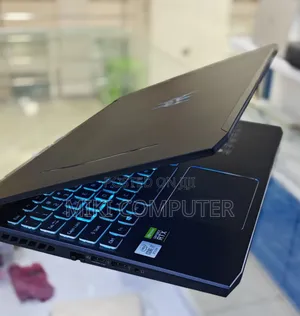 New Laptop Acer Predator Helios 300 16GB Intel Core I7 SSD 1T