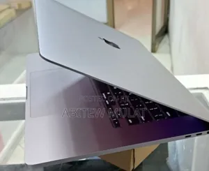 Photo - New Laptop Apple MacBook Pro 2019 64GB Intel Core I9 SSD 1T