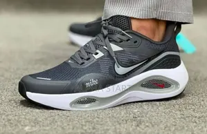 Nike Air Zoom Premium Quality New Arrival
Available on Hand