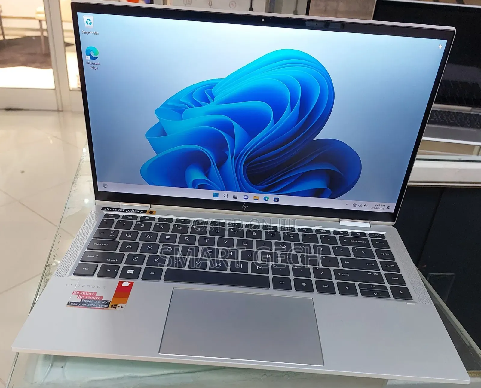 New Laptop HP EliteBook X360 1040 G7 1GB Intel SSD 512GB