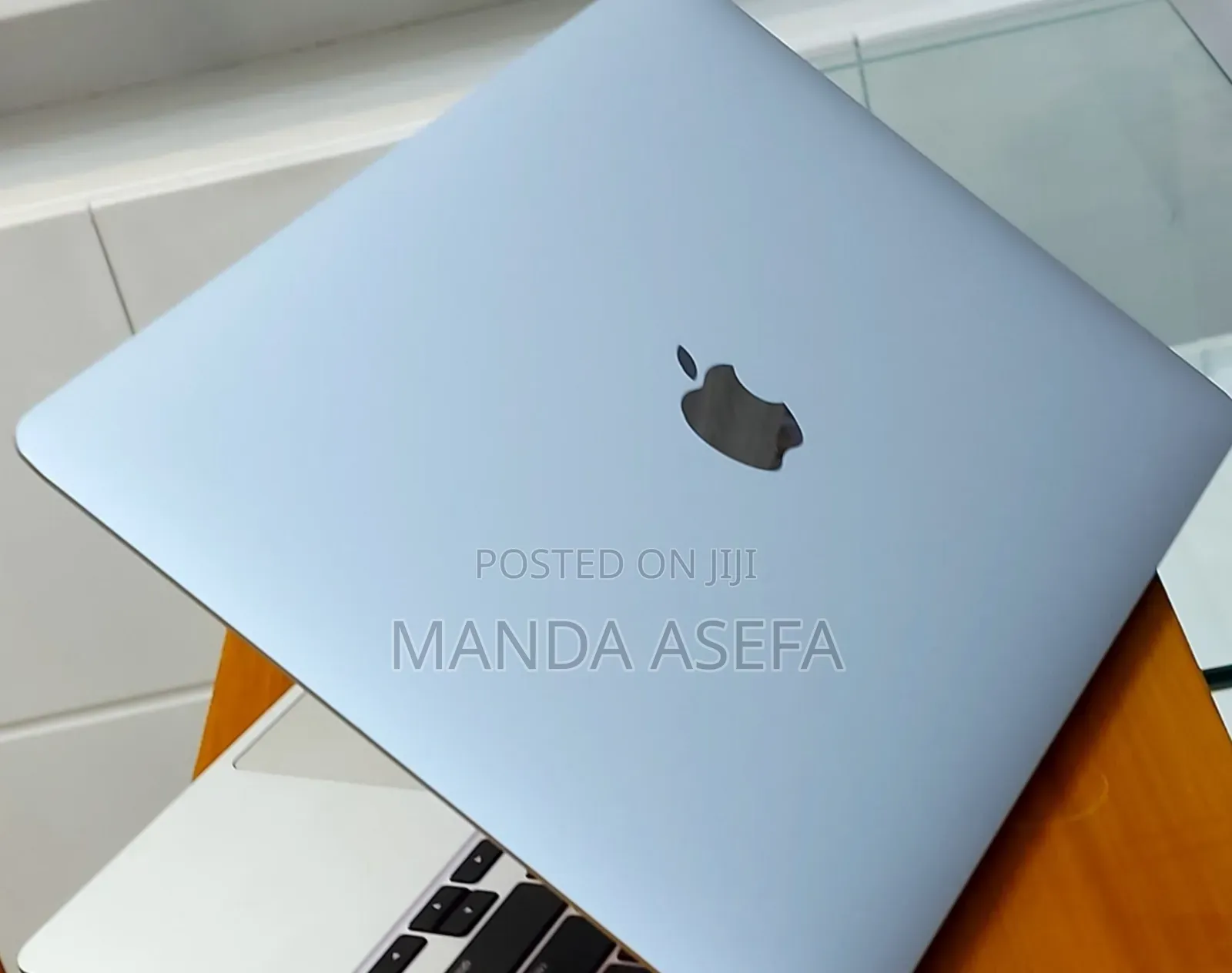 New Laptop Apple MacBook Pro M1 8GB Apple M1 SSD 512GB