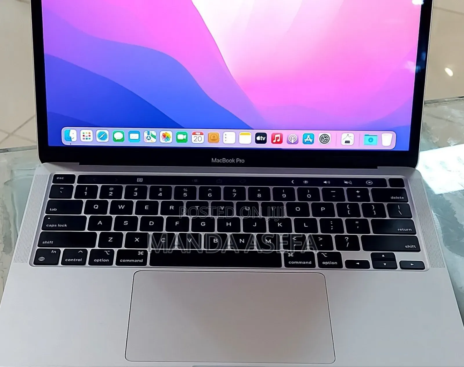 New Laptop Apple MacBook Pro M1 8GB Apple M1 SSD 512GB