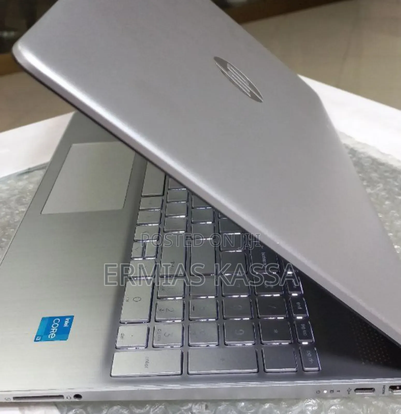 New Laptop HP Stream Notebook 8GB Intel Core I3 SSD 1T