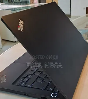 New Laptop Lenovo ThinkPad E14 G5 16GB Intel Core I7 SSD 512GB