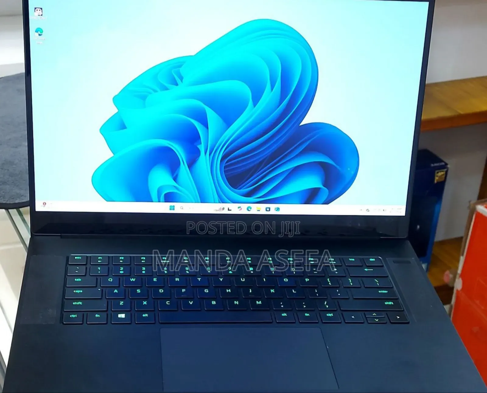 New Laptop Razer Blade 16GB AMD Ryzen 9 SSD 1T