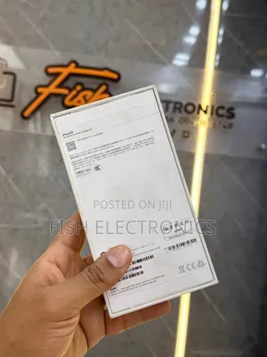 New Apple iPhone 15 256 GB Black