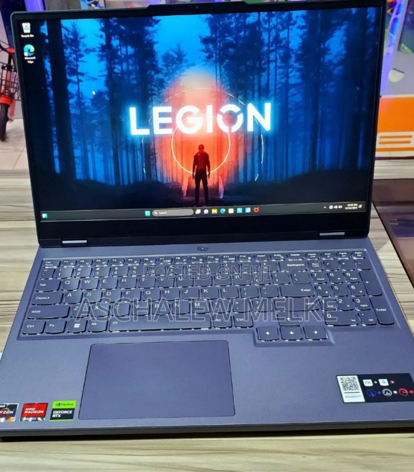 New Laptop Lenovo Legion 5 16GB AMD Ryzen 7 SSD 1T