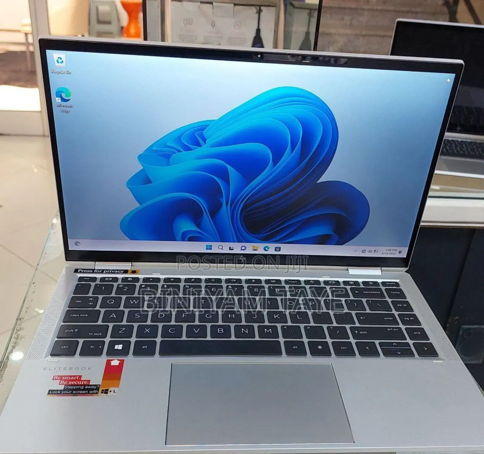 New Laptop HP EliteBook X360 1040 G7 16GB Intel Core I7 SSD 512GB