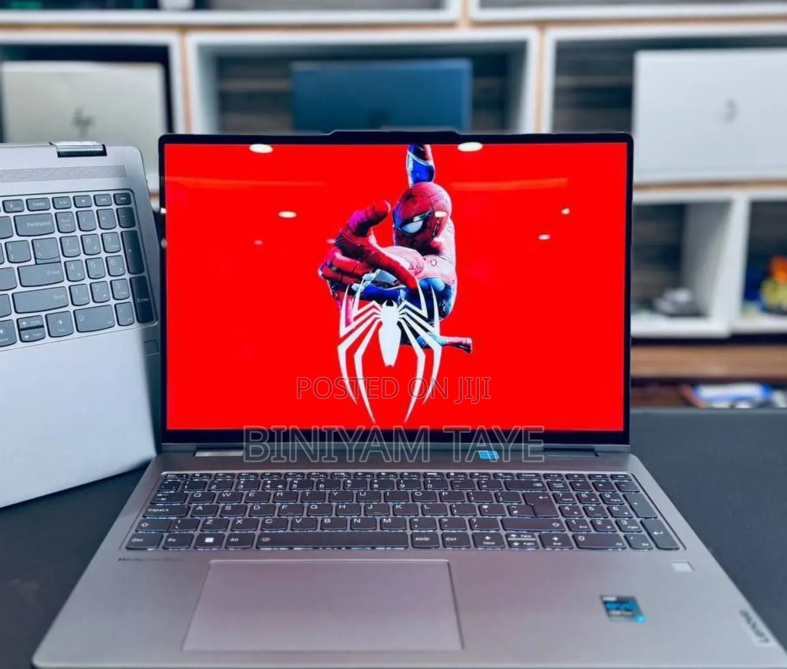 New Laptop Lenovo Yoga 7i 16GB Intel Core I7 SSD 1T