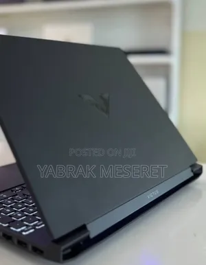 New Laptop HP Victus 16 16GB AMD Ryzen 5 SSD 1T