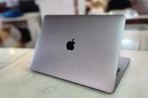 New Laptop Apple MacBook Pro 2020 16GB Apple M1 SSD 1T