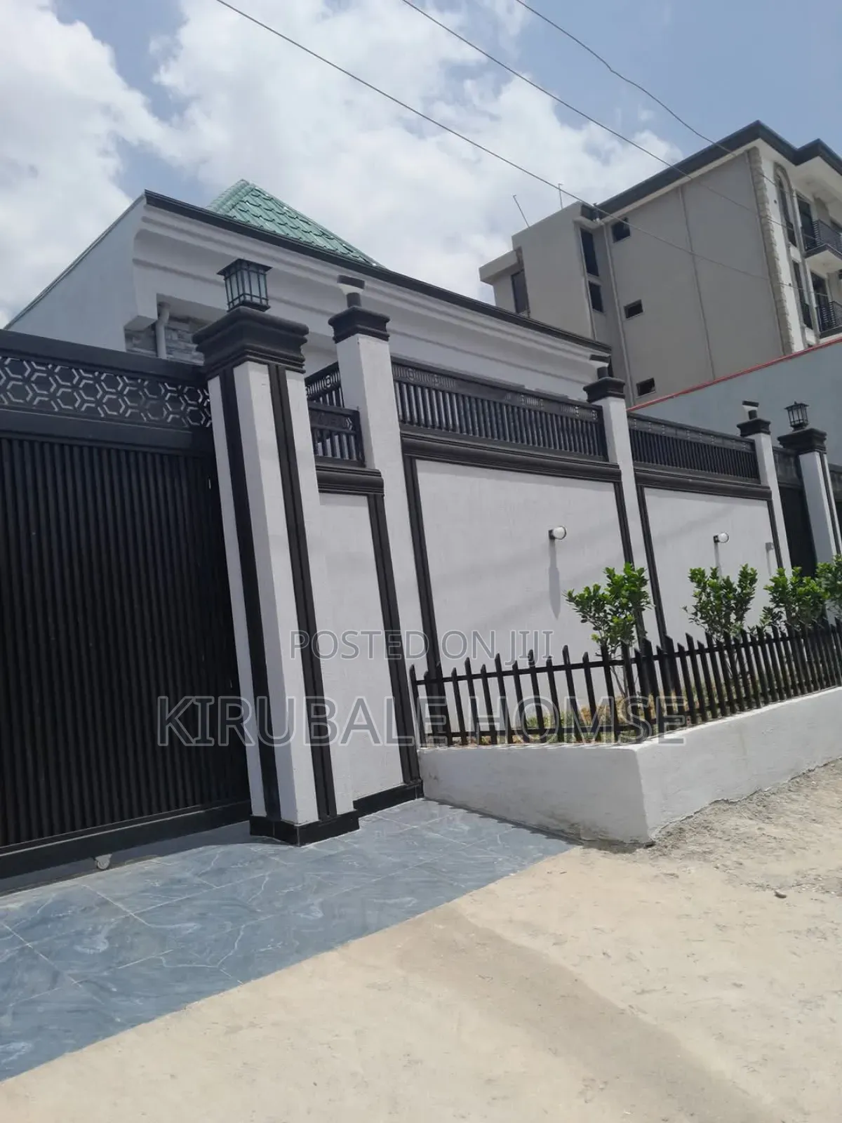 4bdrm Villa in Bole for sale