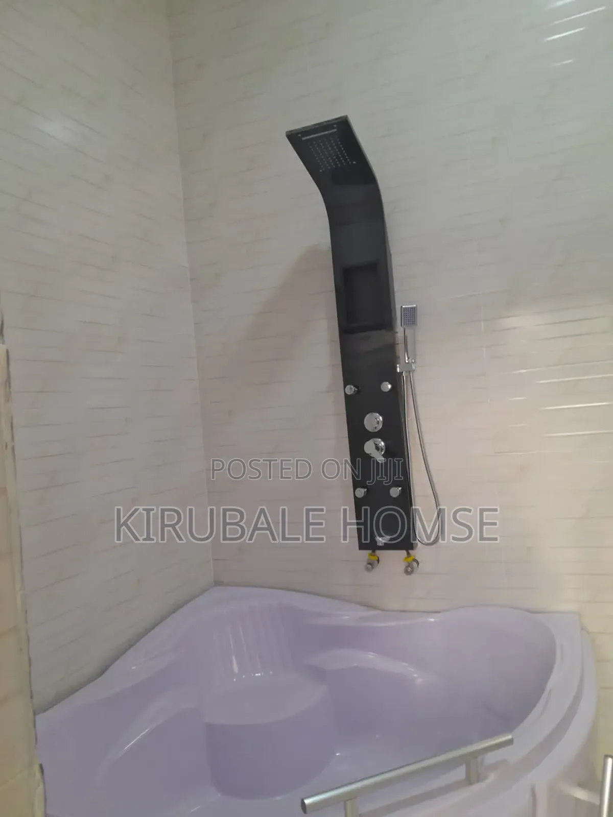 4bdrm Villa in Bole for sale