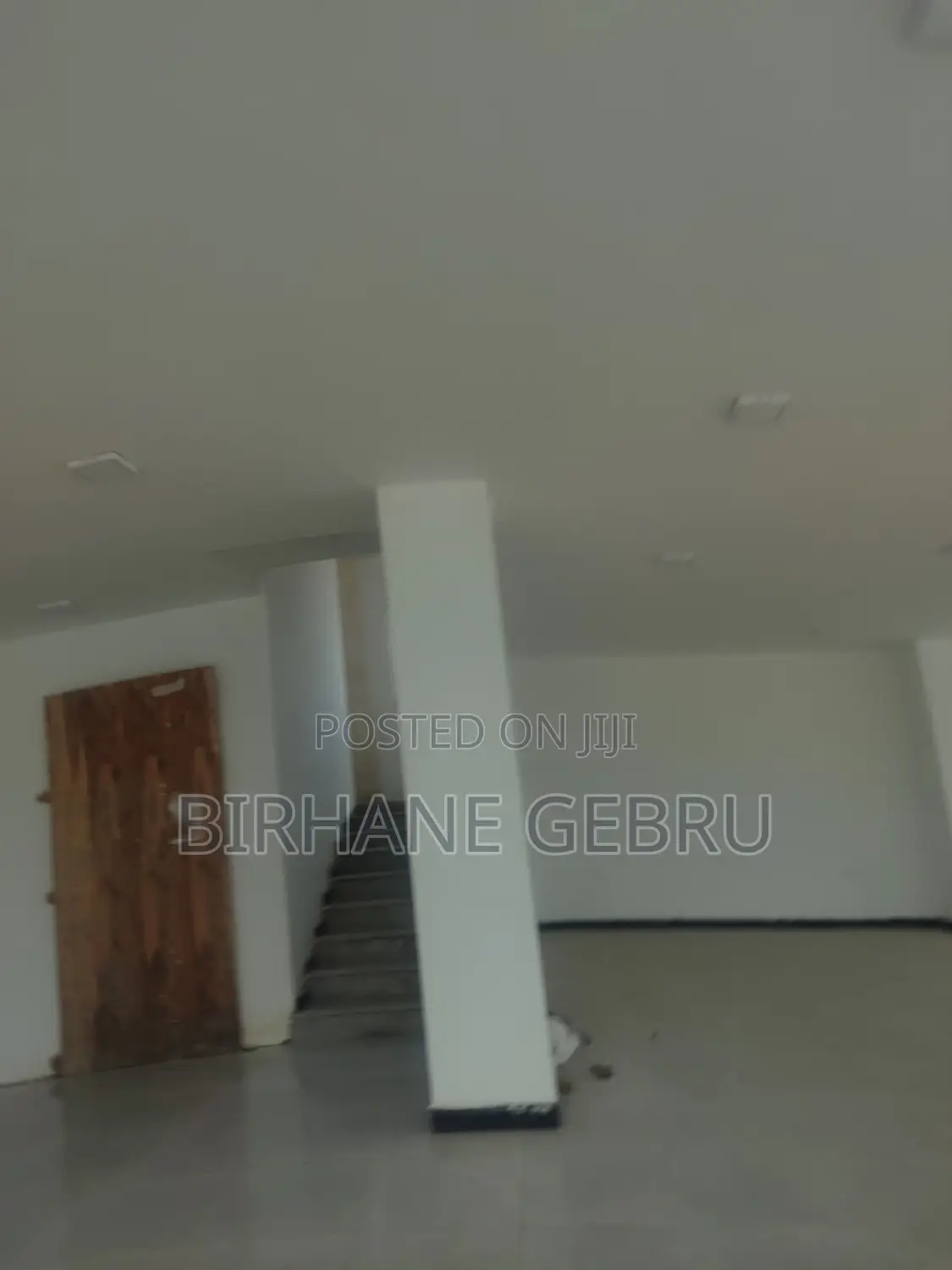 Complex Apartiment Rent for Business