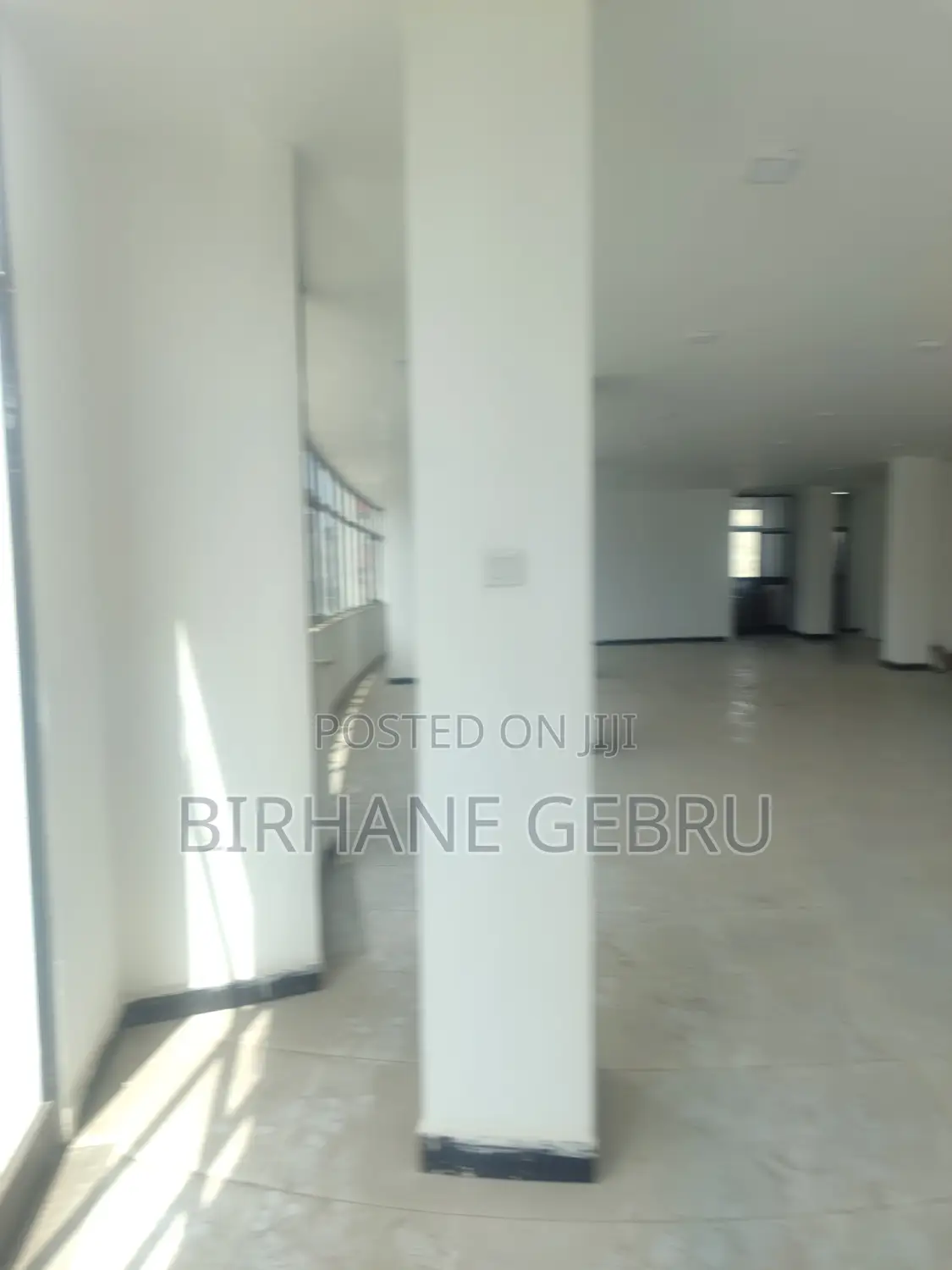 Complex Apartiment Rent Beaty Salon.Garment Photo Studio