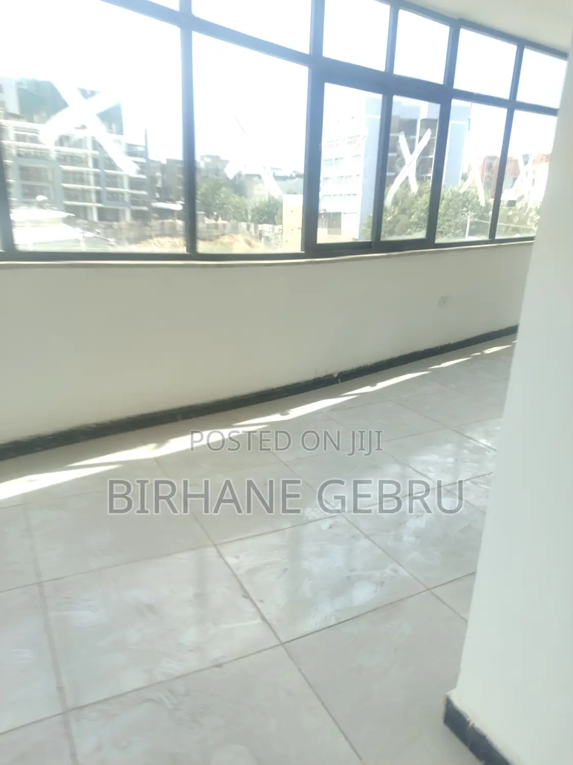 Complex Apartiment Rent Beaty Salon.Garment Photo Studio