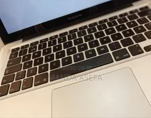 Laptop Apple MacBook Pro 2011 4GB Intel Core I5 HDD 320GB