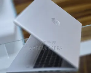 New Laptop HP 8GB AMD Ryzen 5 SSD 512GB