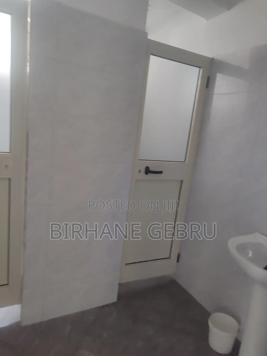 Luxury Complex Apa Rent for Cafe Resturant Frinture Supmark