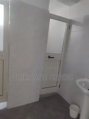 Luxury Complex Apa Rent for Cafe Resturant Frinture Supmark