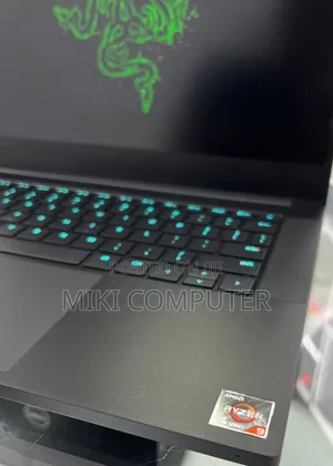 New Laptop Razer Blade 16GB AMD Ryzen 9 SSD 1T