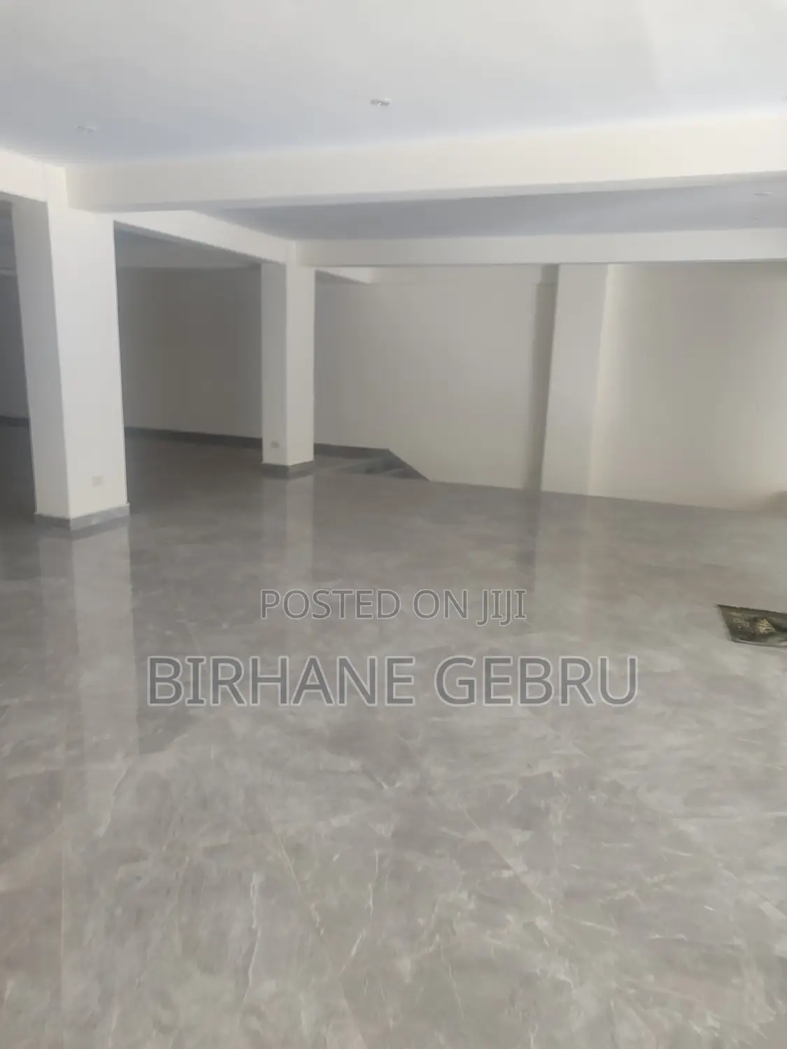 Complex Apa Rent for Cafe Frinture Garment Clink.Trainjng