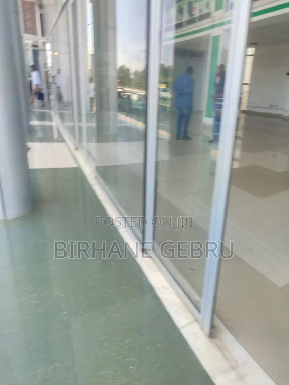 Complex Apa Rent for Show Room Supermarket Cafe Bank Other