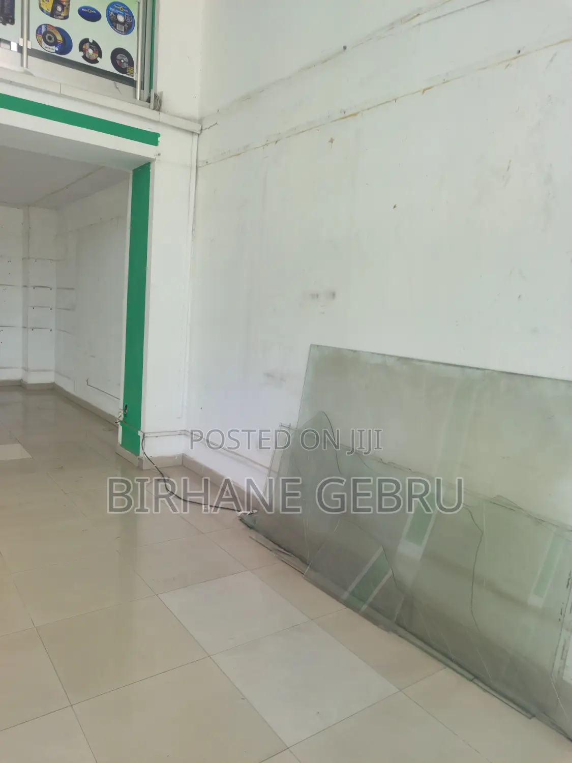 Complex Apa Rent for Show Room Supermarket Cafe Bank Other