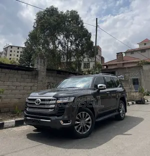 New Toyota Land Cruiser 2023 Black
