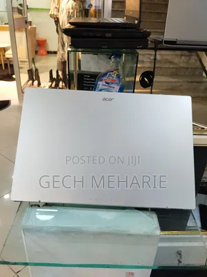 Photo - New Laptop Acer Aspire 3 16GB AMD Ryzen 5 SSD 512GB