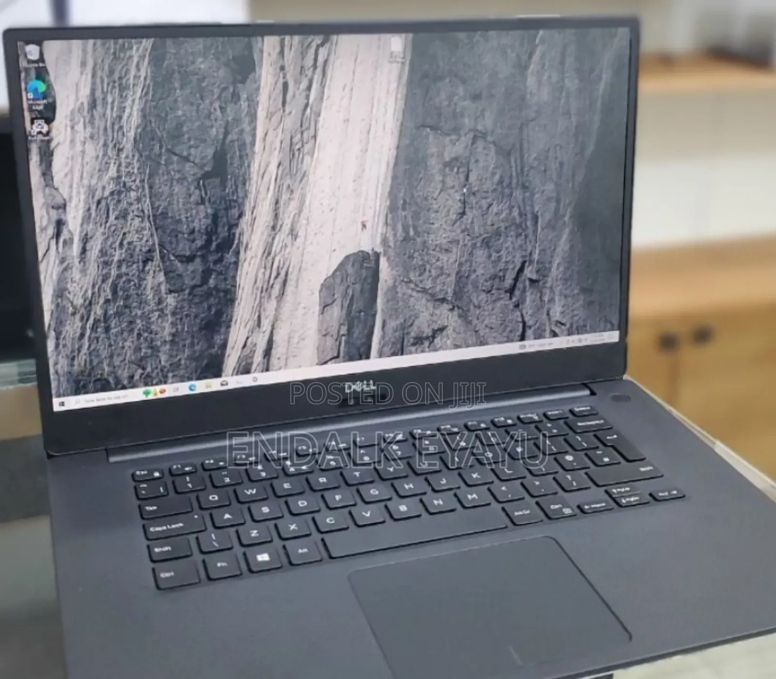 New Laptop Dell Precision 5520 32GB Intel Core I7 SSD 512GB