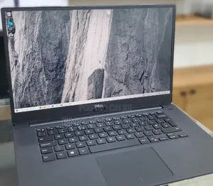 New Laptop Dell Precision 5520 32GB Intel Core I7 SSD 512GB