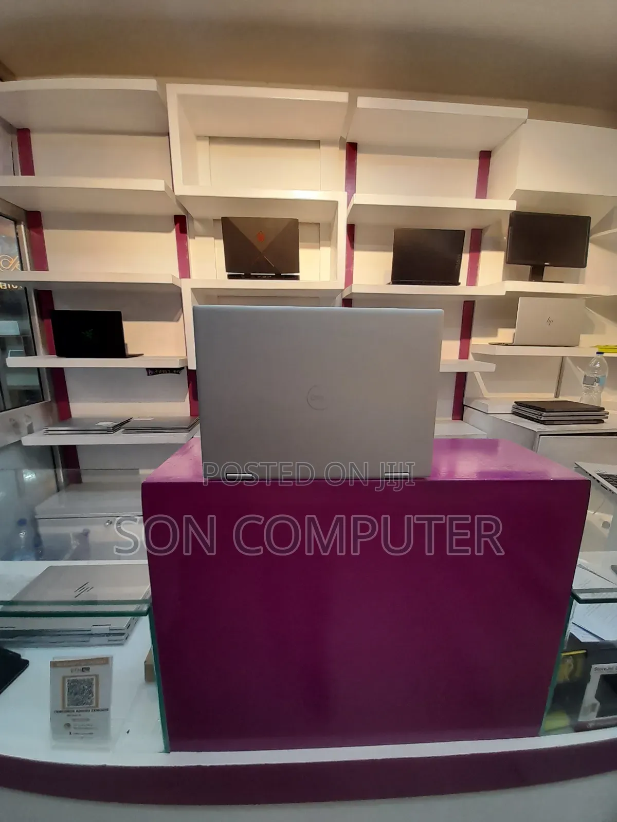 New Laptop Dell Inspiron 14 16GB Intel Core I7 SSD 1T