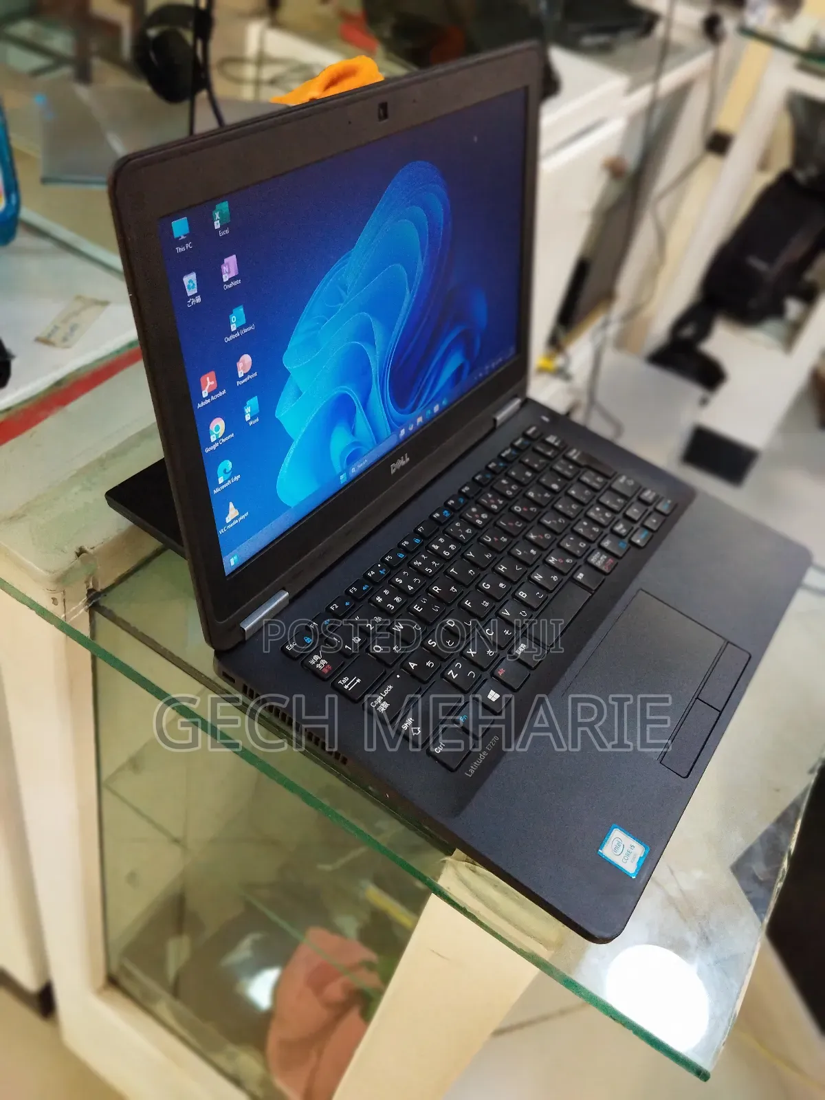 New Laptop Dell Latitude 12 E7270 4GB Intel Core I5 SSD 128GB