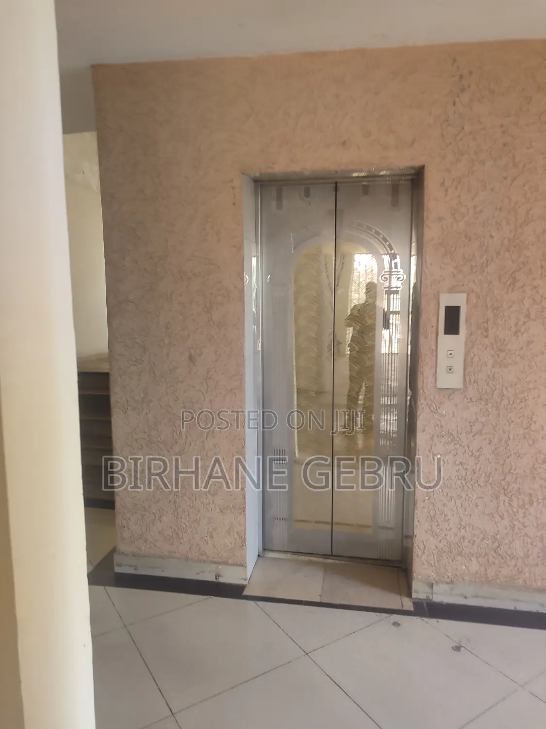 Luxury Complex Apa Rent for Office or Other Business