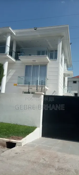 6bdrm House in G+2, Yeka for rent