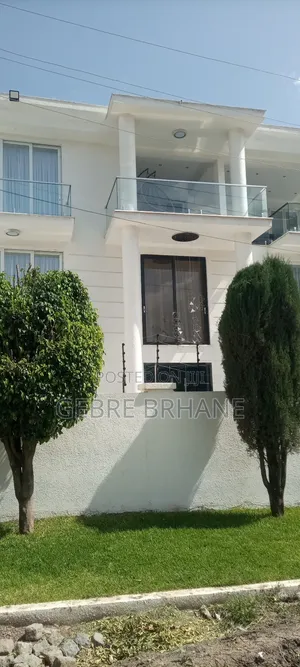 7bdrm House in G+2, Yeka for rent