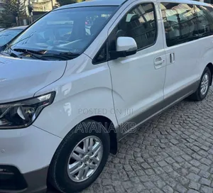 Hyundai Starex 2021 White