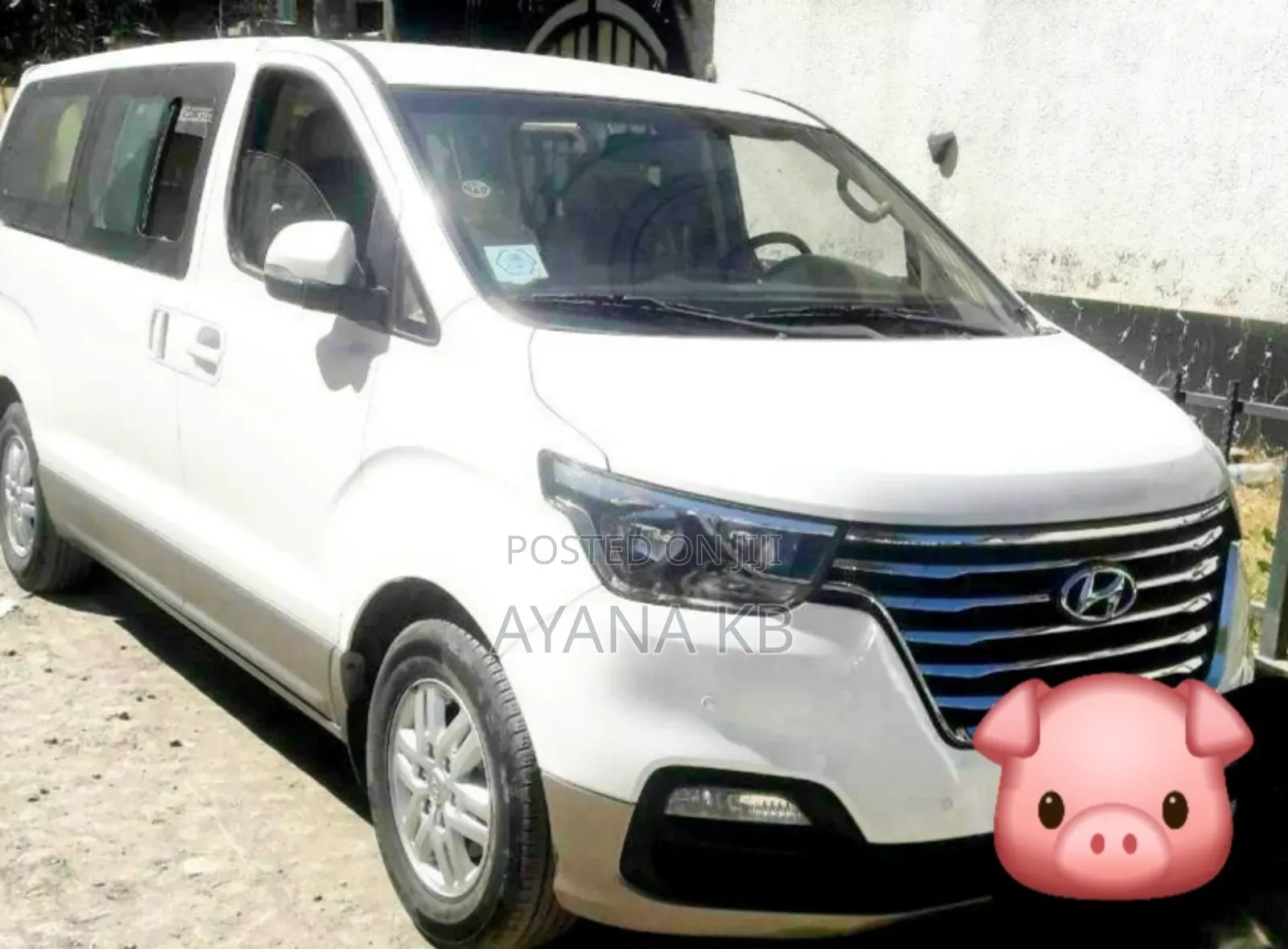 Hyundai Starex 2021 White
