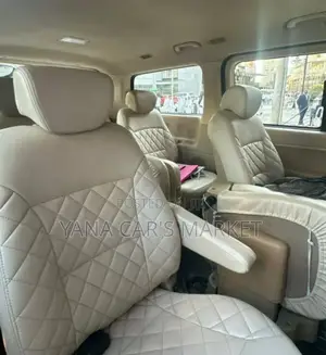 Hyundai Starex 2021 White