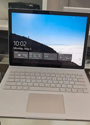 New Laptop Microsoft Surface Book 3 8GB Intel Core I7 SSD 256GB