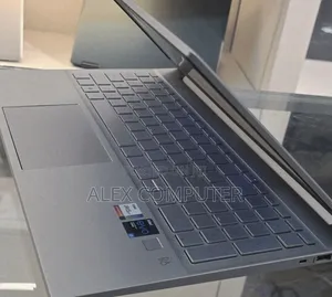 New Laptop HP Pavilion 15 16GB Intel Core I7 SSD 1T