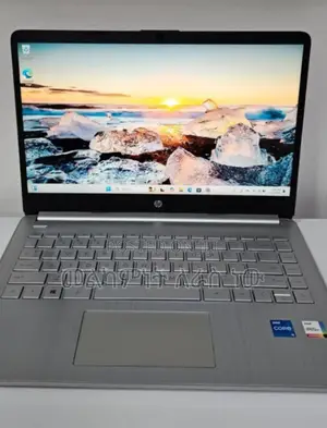 New Laptop HP Pavilion 15 8GB Intel Core I5 SSD 512GB